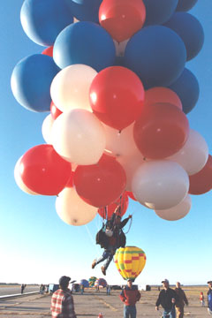 Launch 00.jpg (19825 bytes)