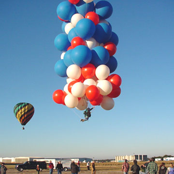 Launch 02.jpg (24223 bytes)