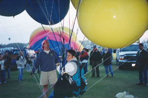 C9 Launch 01.jpg (18210 bytes)